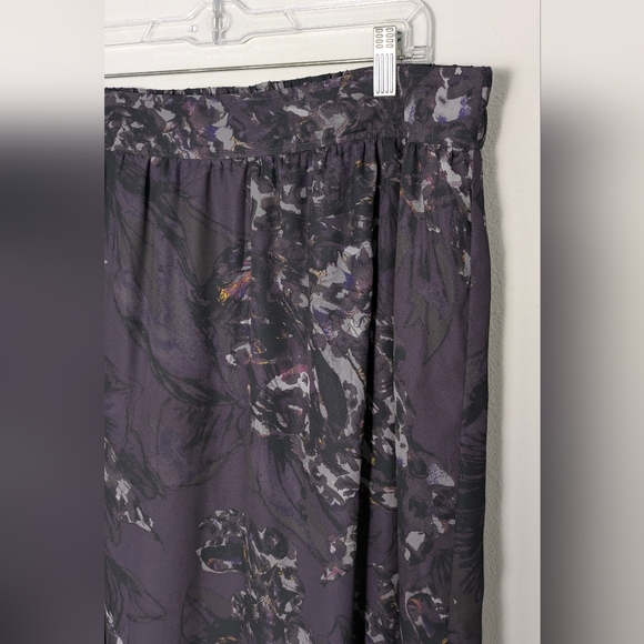 Sejour Women's Mini Skirt Purple 16W Elastic Waist Lined Floral Plum Black NEW - Picture 3 of 8